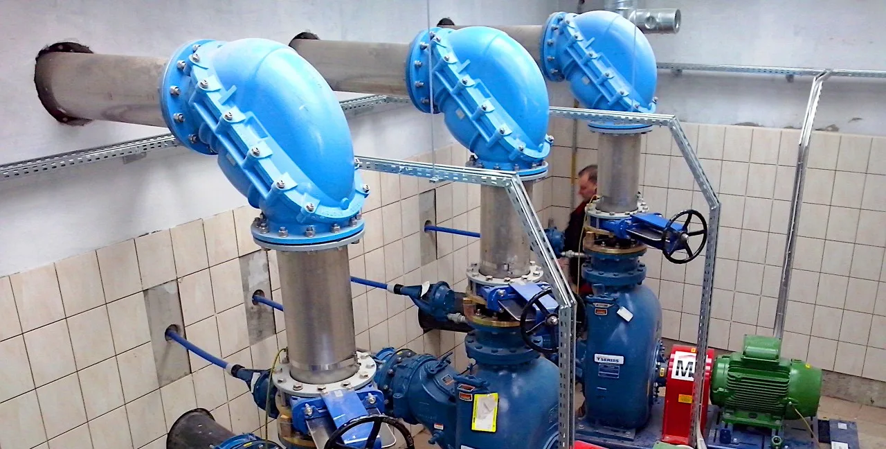 فني مضخات مياه السالمية